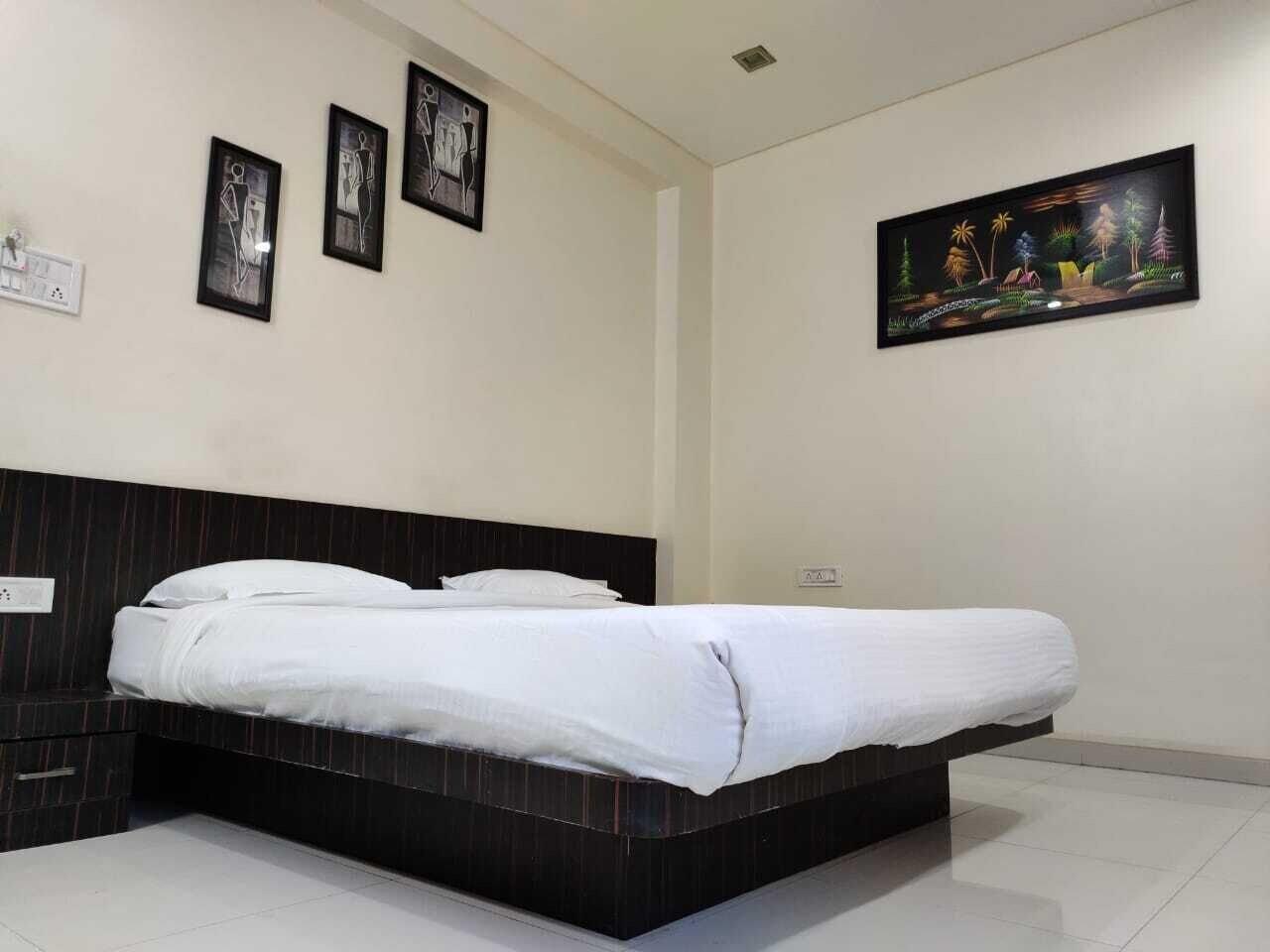 Hotel Avon International Aurangabad  Bagian luar foto