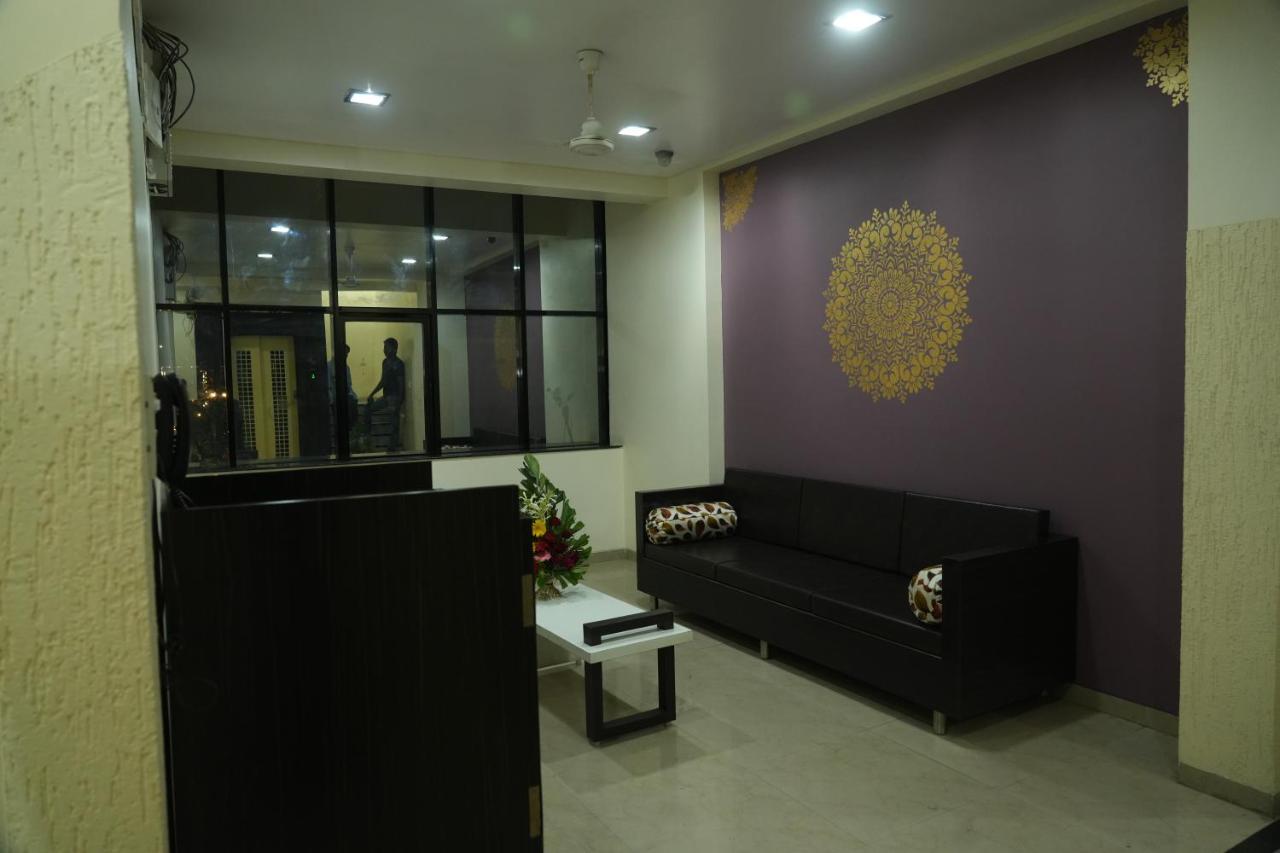 Hotel Avon International Aurangabad  Bagian luar foto