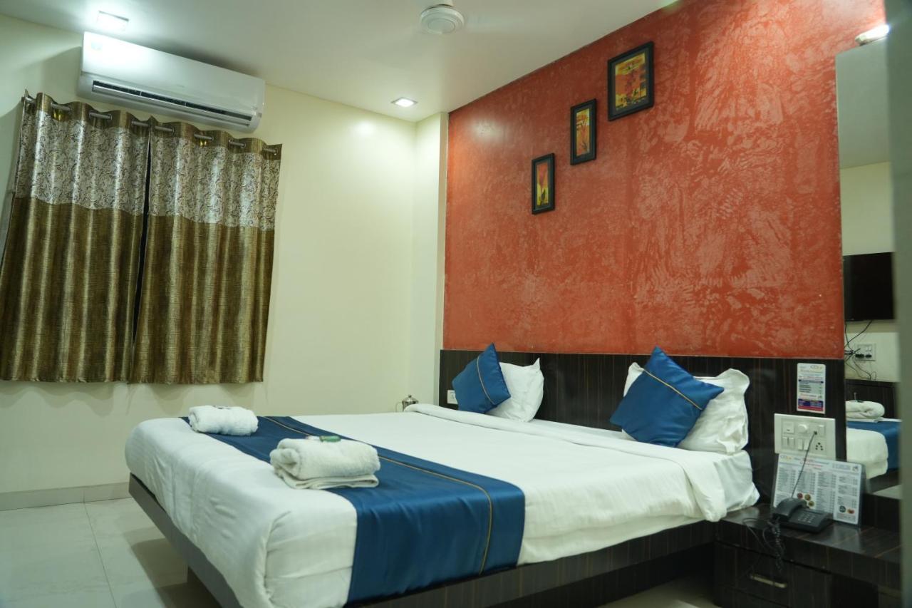 Hotel Avon International Aurangabad  Bagian luar foto
