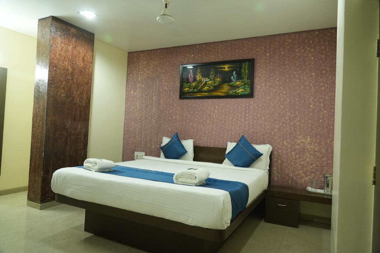 Hotel Avon International Aurangabad  Bagian luar foto