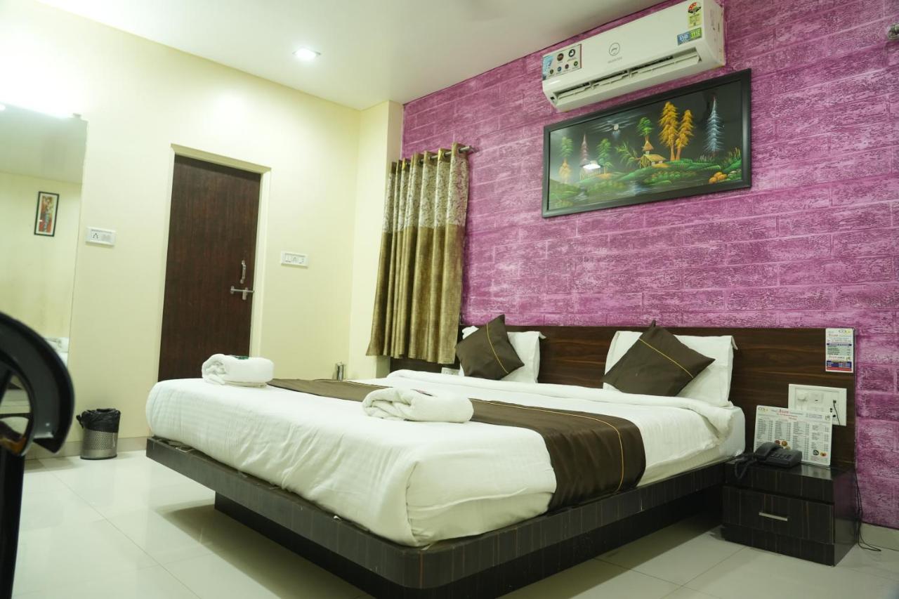 Hotel Avon International Aurangabad  Bagian luar foto
