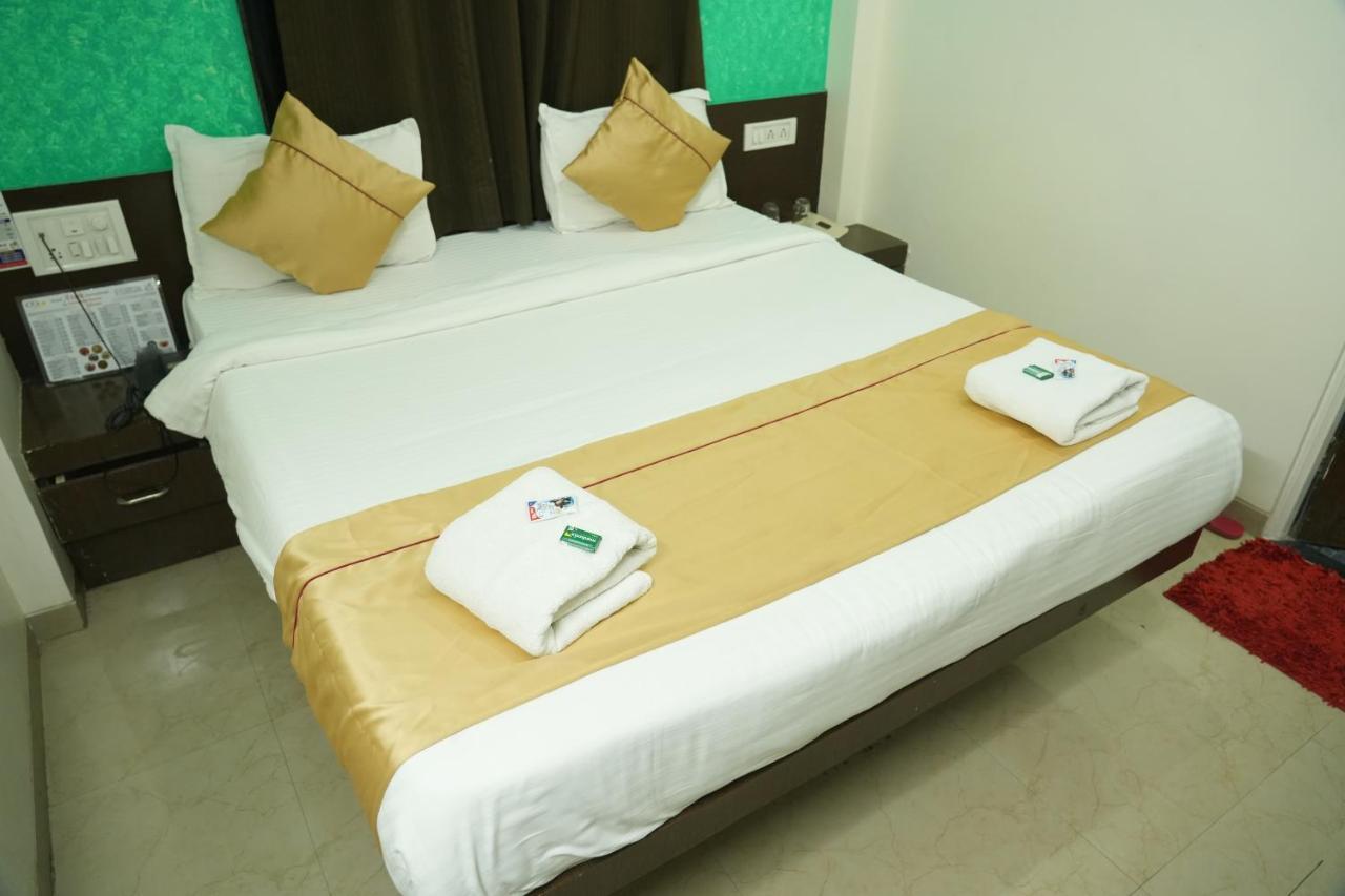 Hotel Avon International Aurangabad  Bagian luar foto