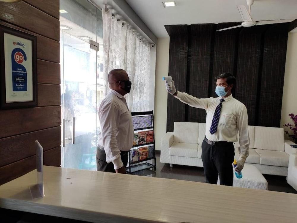 Hotel Avon International Aurangabad  Bagian luar foto