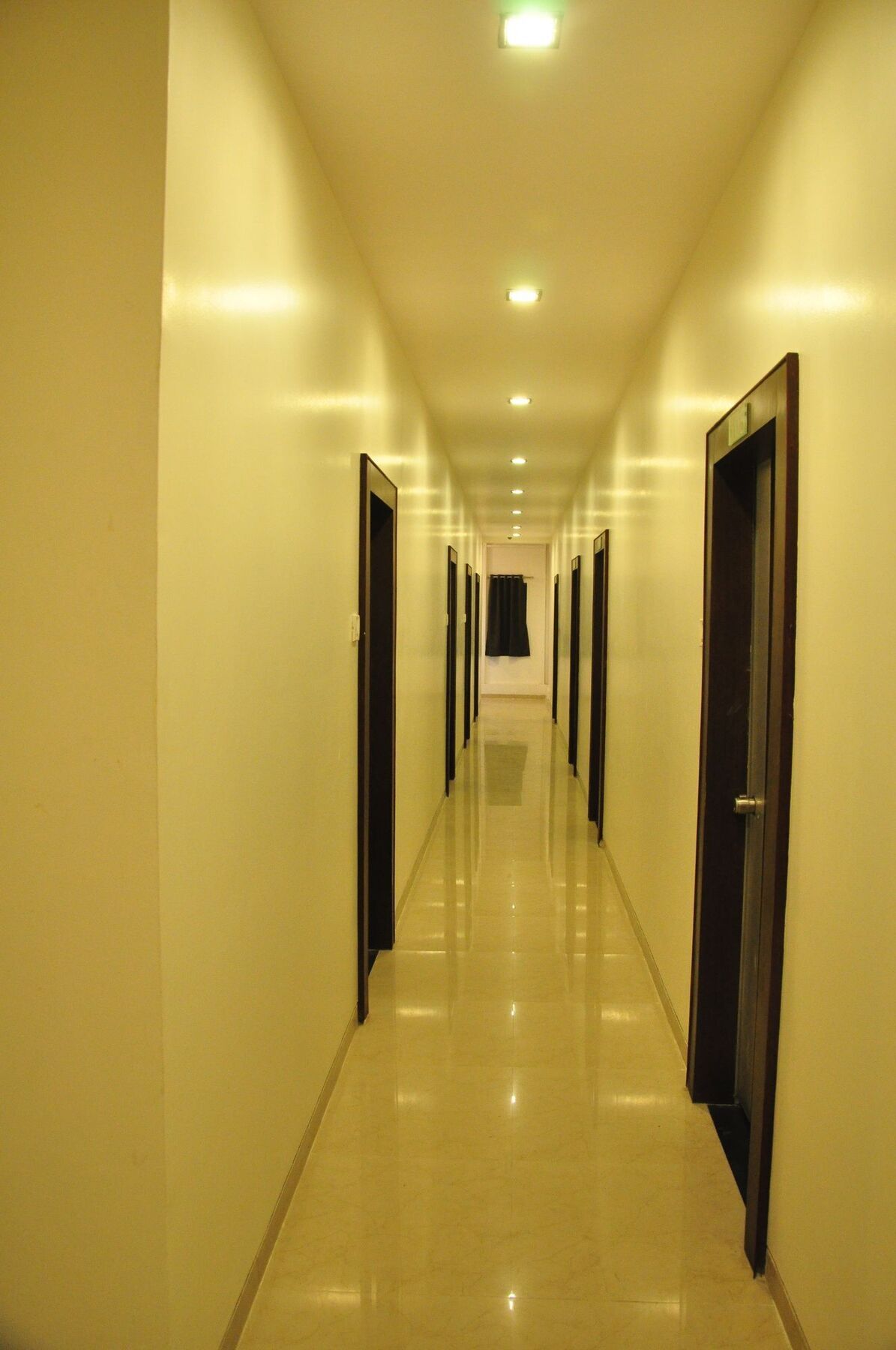 Hotel Avon International Aurangabad  Bagian luar foto
