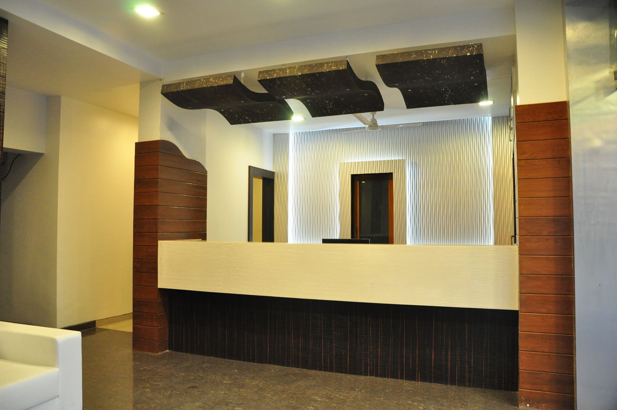 Hotel Avon International Aurangabad  Bagian luar foto