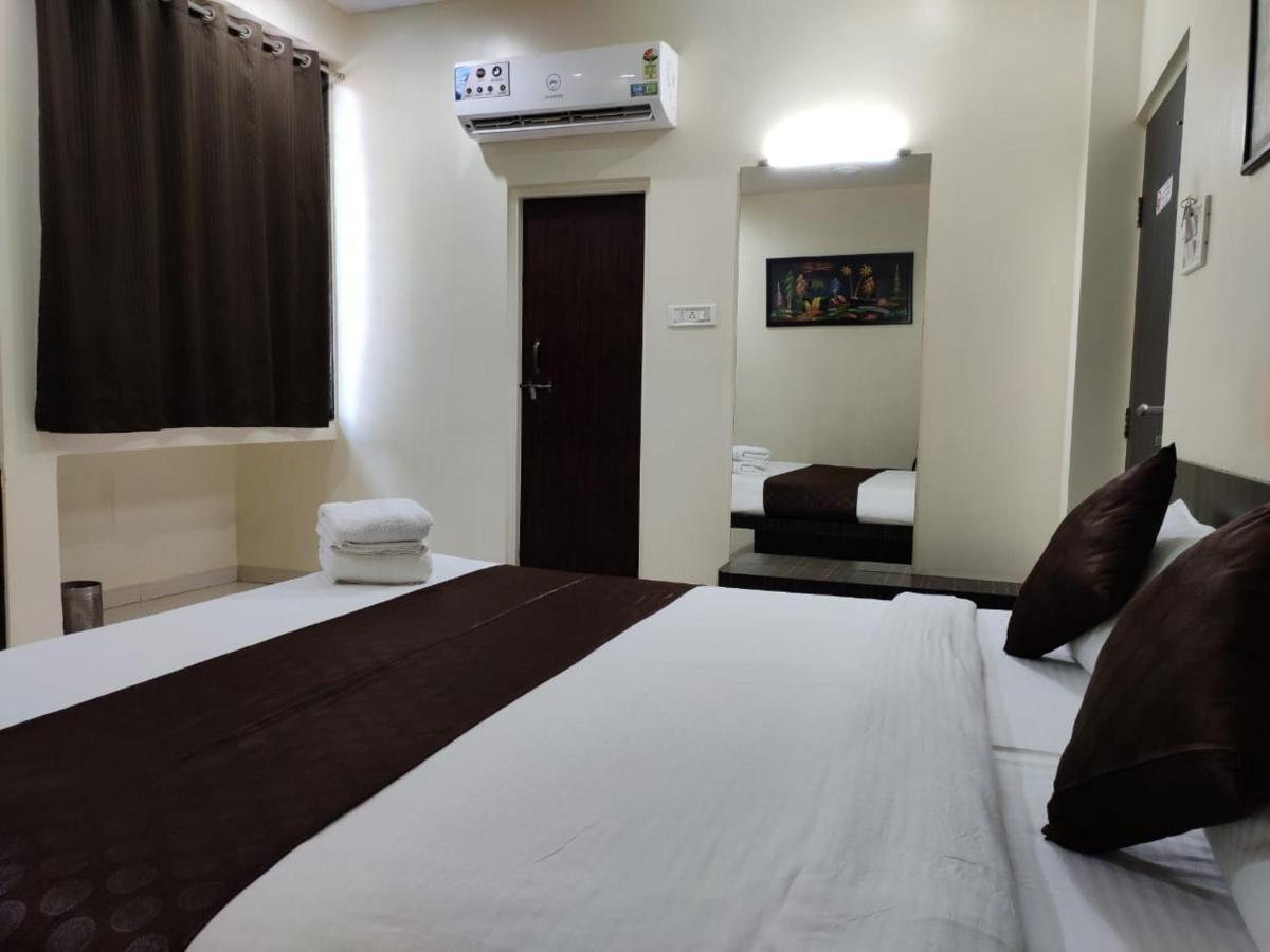 Hotel Avon International Aurangabad  Bagian luar foto